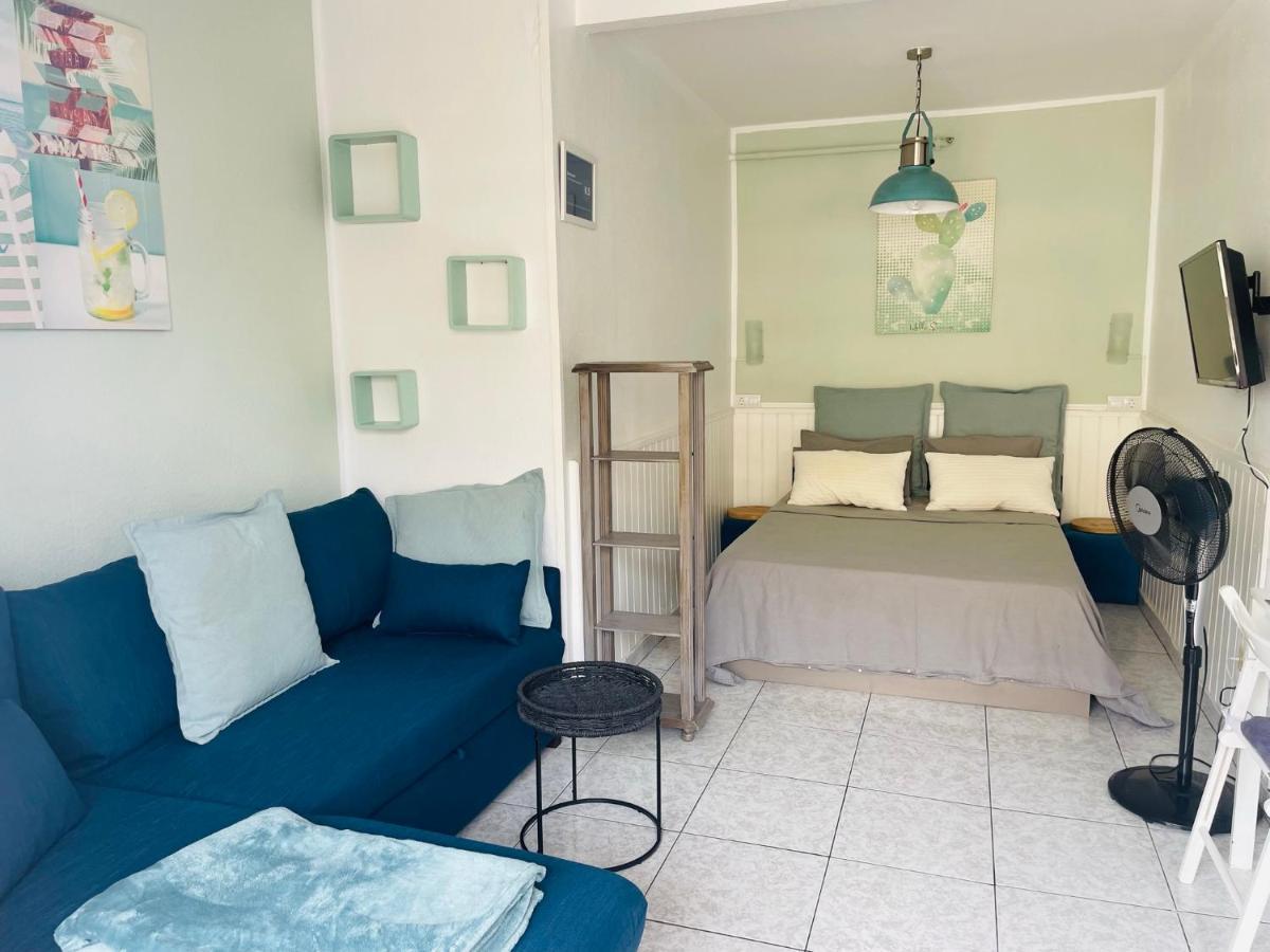 Leilighet Magnificent Studio With A Terrace Overlooking The Sea! *